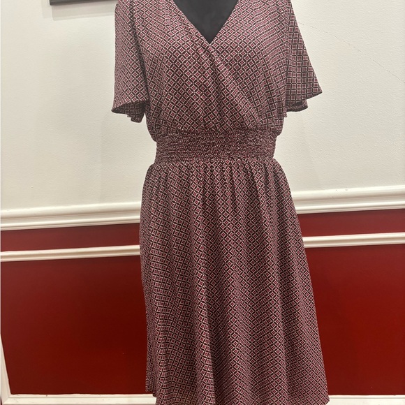 Geometric Patterned Dress - Picture 1 of 7